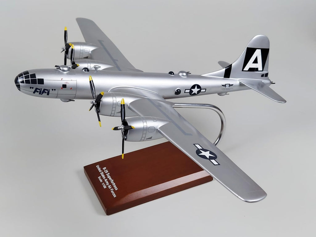 1/72 Scale B-29 Model B47913