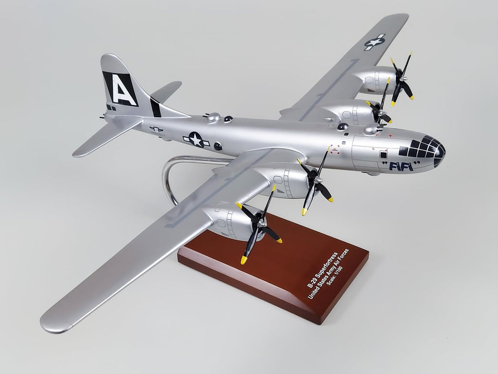 1/72 Scale B-29 Model B47913