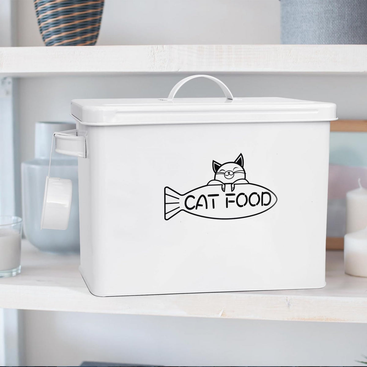 Large Airtight Pet Food Storage Container with Lid and Scoop 12-13 lbs Q8584
