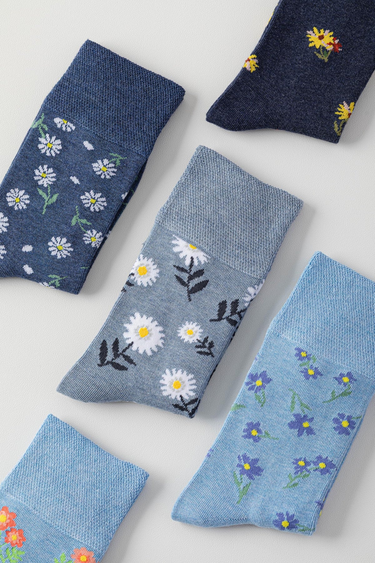 Bamboo Viscose Non Binding Crew Socks, 5 Pairs C73045